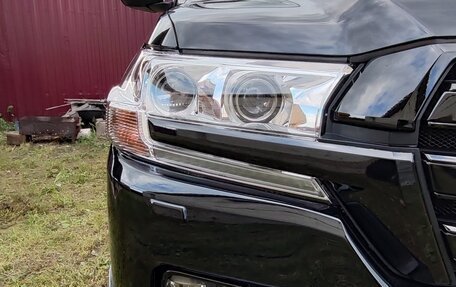 Toyota Land Cruiser 200, 2015 год, 7 000 000 рублей, 3 фотография