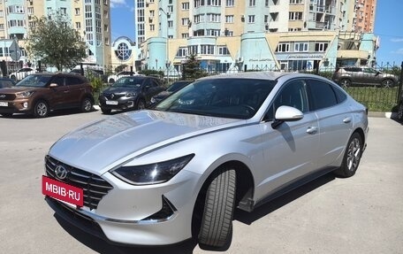 Hyundai Sonata VIII, 2021 год, 2 620 000 рублей, 2 фотография