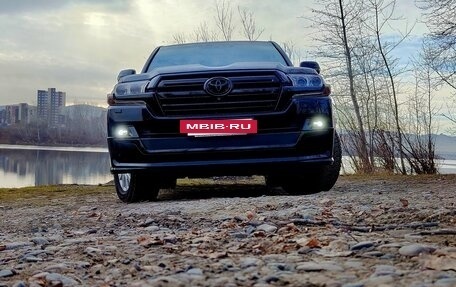 Toyota Land Cruiser 200, 2015 год, 7 000 000 рублей, 7 фотография