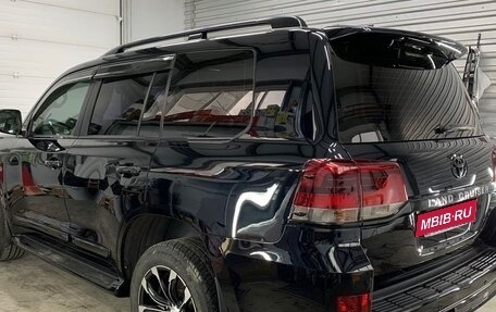 Toyota Land Cruiser 200, 2015 год, 7 000 000 рублей, 6 фотография