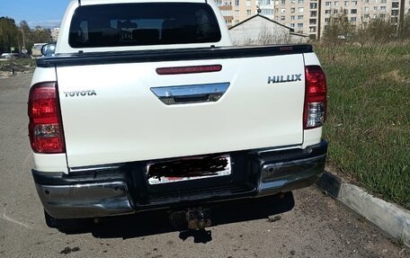 Toyota Hilux VIII, 2021 год, 5 300 000 рублей, 2 фотография