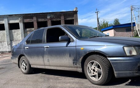 Nissan Bluebird XI, 1998 год, 210 000 рублей, 2 фотография