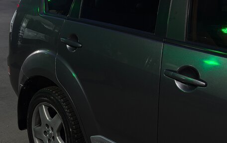 Mitsubishi Outlander III рестайлинг 3, 2007 год, 1 100 000 рублей, 2 фотография