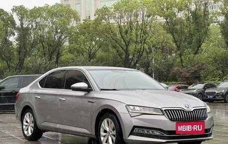 Skoda Superb III рестайлинг, 2020 год, 1 250 441 рублей, 3 фотография