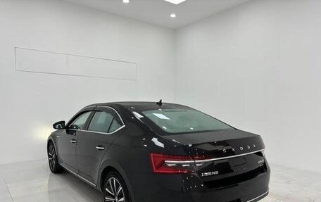 Skoda Superb III рестайлинг, 2021 год, 2 175 441 рублей, 4 фотография