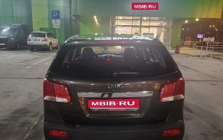 KIA Sorento II рестайлинг, 2011 год, 1 000 000 рублей, 4 фотография