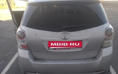 Toyota Verso I, 2012 год, 1 100 000 рублей, 4 фотография