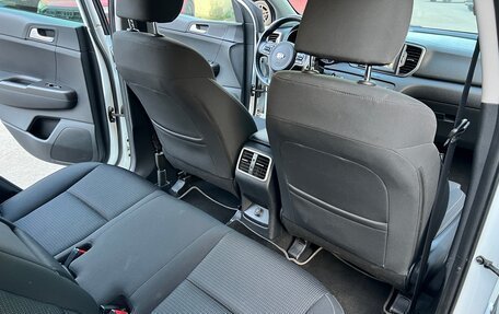 KIA Sportage IV рестайлинг, 2017 год, 2 100 000 рублей, 6 фотография