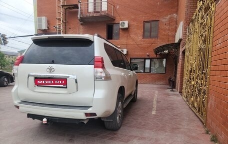 Toyota Land Cruiser Prado 150 рестайлинг 2, 2010 год, 2 500 000 рублей, 2 фотография