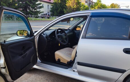 Mitsubishi Carisma I, 2002 год, 350 000 рублей, 9 фотография