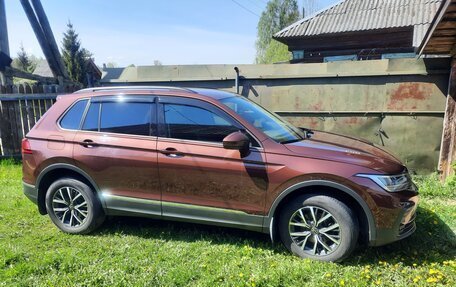Volkswagen Tiguan II, 2021 год, 3 000 000 рублей, 4 фотография