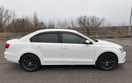 Volkswagen Jetta VI, 2015 год, 1 250 000 рублей, 2 фотография