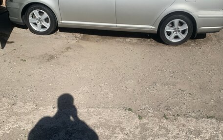 Toyota Avensis III рестайлинг, 2007 год, 1 250 000 рублей, 4 фотография