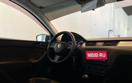 Skoda Rapid I, 2015 год, 920 000 рублей, 10 фотография