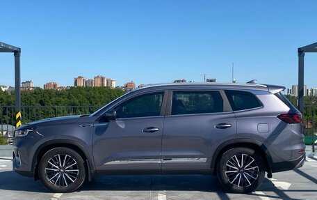 Chery Tiggo 8 Pro, 2022 год, 1 890 000 рублей, 2 фотография