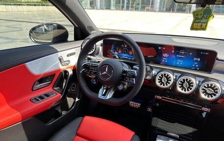 Mercedes-Benz A-Класс AMG, 2024 год, 5 100 000 рублей, 9 фотография