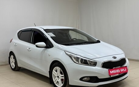 KIA cee'd III, 2014 год, 999 000 рублей, 2 фотография