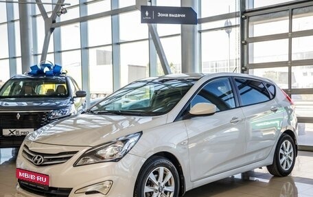 Hyundai Solaris II рестайлинг, 2015 год, 998 000 рублей, 3 фотография