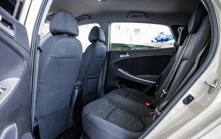 Hyundai Solaris II рестайлинг, 2015 год, 998 000 рублей, 21 фотография