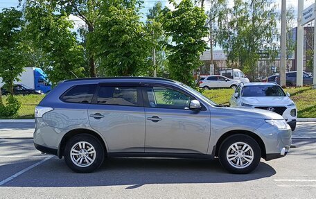 Mitsubishi Outlander III рестайлинг 3, 2012 год, 1 200 000 рублей, 4 фотография