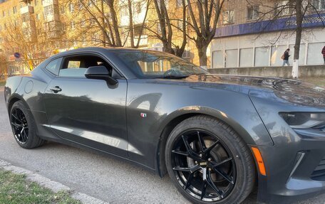 Chevrolet Camaro VI, 2016 год, 2 500 000 рублей, 4 фотография