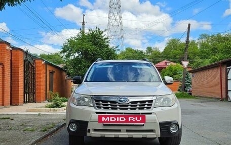Subaru Forester, 2011 год, 1 050 000 рублей, 2 фотография