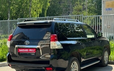 Toyota Land Cruiser Prado 150 рестайлинг 2, 2011 год, 2 650 000 рублей, 7 фотография