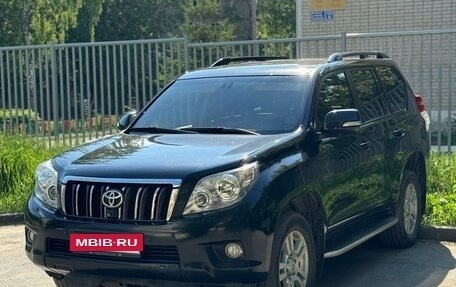 Toyota Land Cruiser Prado 150 рестайлинг 2, 2011 год, 2 650 000 рублей, 3 фотография