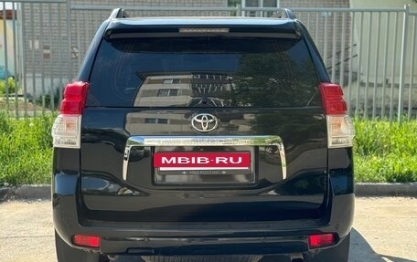 Toyota Land Cruiser Prado 150 рестайлинг 2, 2011 год, 2 650 000 рублей, 9 фотография