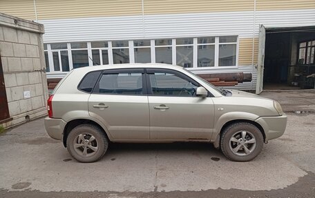 Hyundai Tucson III, 2005 год, 1 000 100 рублей, 2 фотография