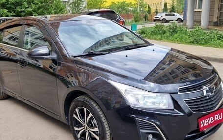 Chevrolet Cruze II, 2013 год, 950 000 рублей, 3 фотография
