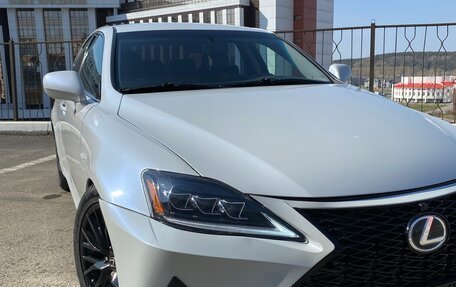 Lexus IS II рестайлинг 2, 2006 год, 1 100 000 рублей, 3 фотография