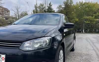 Volkswagen Polo VI (EU Market), 2013 год, 1 110 000 рублей, 1 фотография