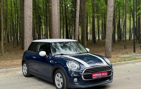 MINI Hatch, 2018 год, 1 800 000 рублей, 1 фотография