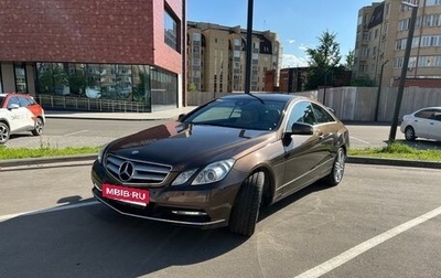 Mercedes-Benz E-Класс, 2012 год, 2 100 000 рублей, 1 фотография