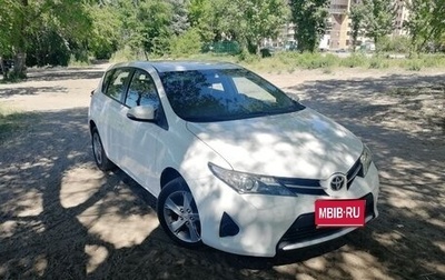 Toyota Auris II, 2013 год, 1 300 000 рублей, 1 фотография