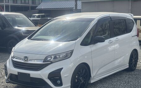 Honda Freed II, 2022 год, 1 201 000 рублей, 1 фотография