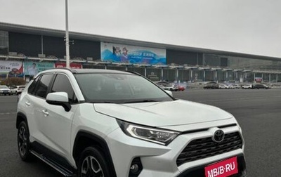 Toyota RAV4, 2021 год, 2 900 000 рублей, 1 фотография