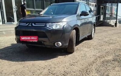 Mitsubishi Outlander III рестайлинг 3, 2013 год, 1 350 000 рублей, 1 фотография