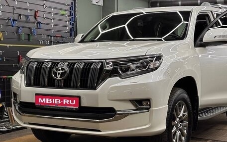 Toyota Land Cruiser Prado 150 рестайлинг 2, 2019 год, 6 100 000 рублей, 1 фотография