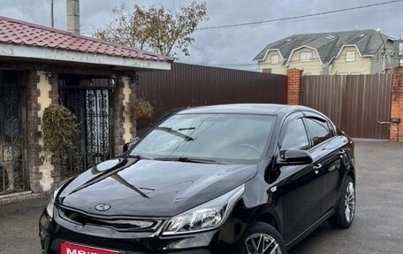 KIA Rio IV, 2019 год, 850 000 рублей, 1 фотография