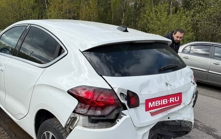 Citroen DS4, 2012 год, 380 000 рублей, 3 фотография