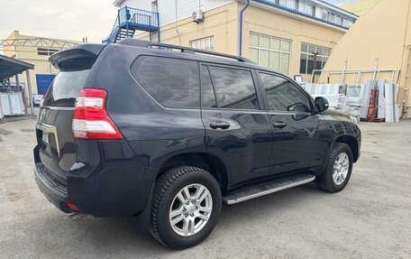 Toyota Land Cruiser Prado 150 рестайлинг 2, 2011 год, 3 150 000 рублей, 6 фотография
