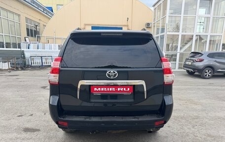Toyota Land Cruiser Prado 150 рестайлинг 2, 2011 год, 3 150 000 рублей, 5 фотография
