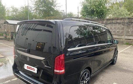 Mercedes-Benz V-Класс, 2017 год, 5 900 000 рублей, 3 фотография
