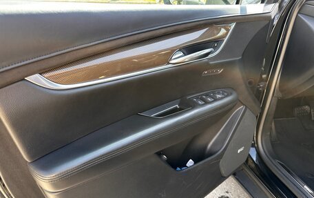 Cadillac XT5 I рестайлинг, 2016 год, 2 750 000 рублей, 14 фотография