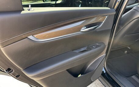 Cadillac XT5 I рестайлинг, 2016 год, 2 750 000 рублей, 15 фотография