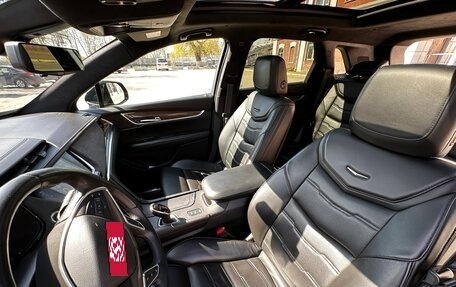 Cadillac XT5 I рестайлинг, 2016 год, 2 750 000 рублей, 12 фотография