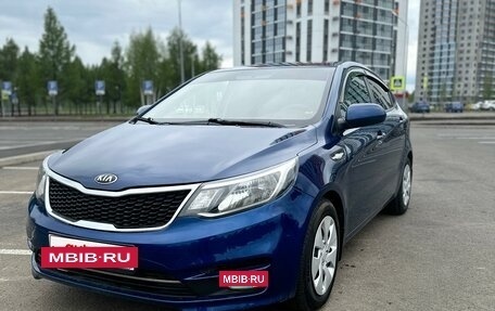 KIA Rio III рестайлинг, 2015 год, 1 040 000 рублей, 2 фотография