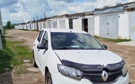 Renault Sandero II рестайлинг, 2016 год, 600 000 рублей, 3 фотография